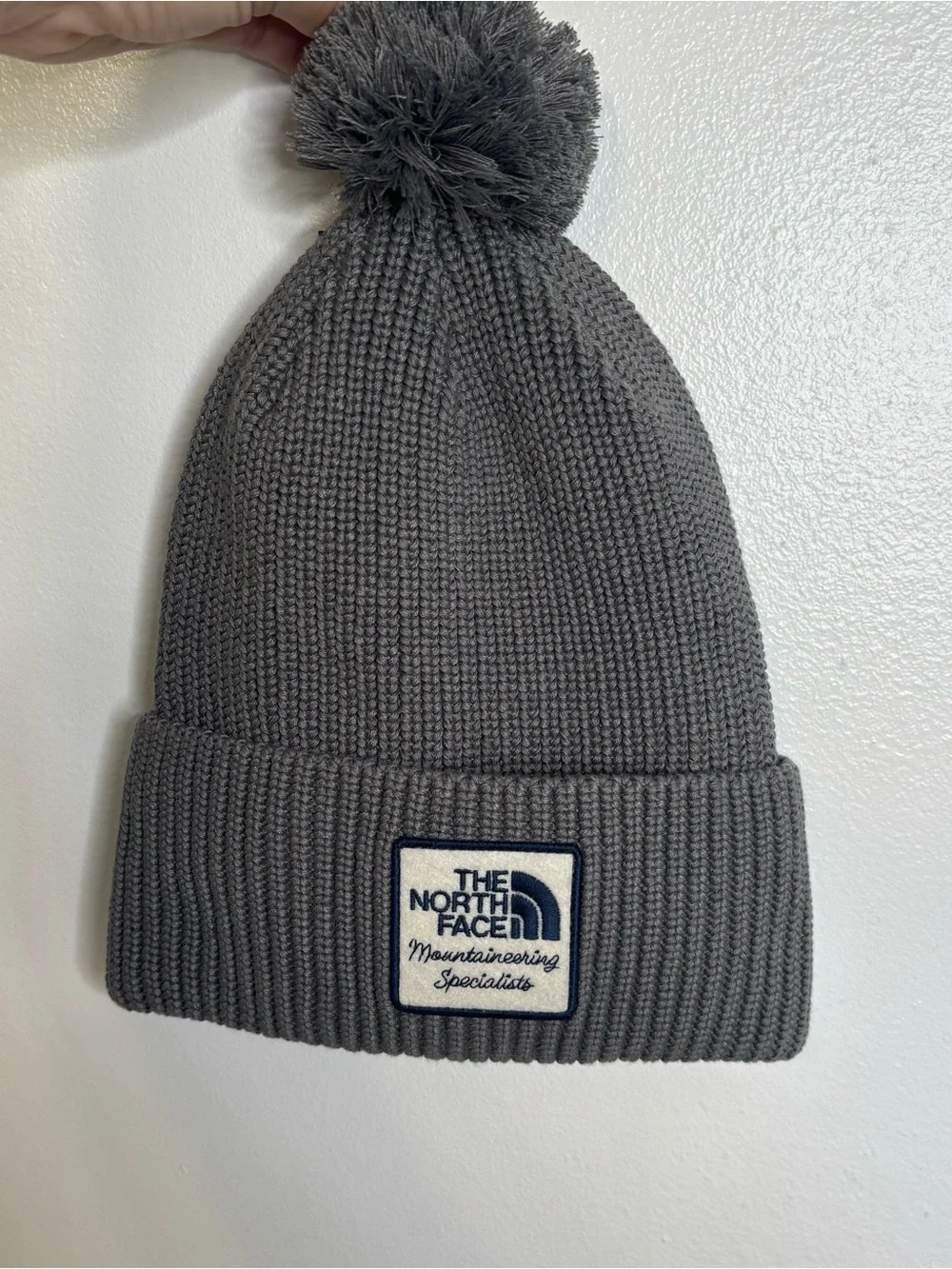 NWT TNF The North Face Unisex Gray Logo Box Pom Beanie